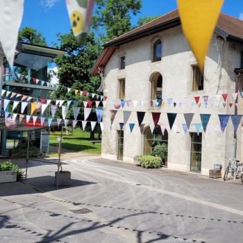 Des fanions le 14 juillet !