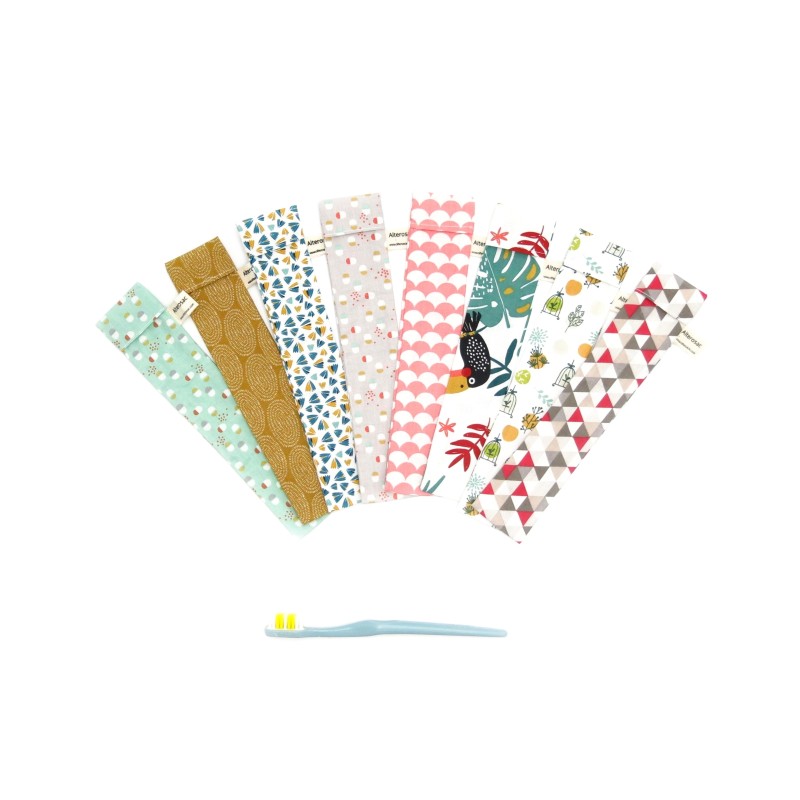 Pochette à brosse à dents